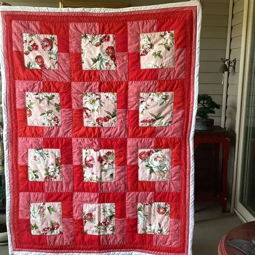 NWT. Floral Red and Pink Peonies Hand Crafted Quilt